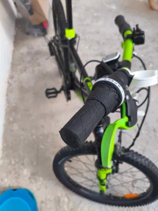 Bicicleta B'Twin Rockrider 500 Niños 6-10 años