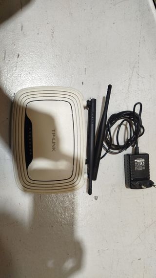 Router TP-Link TL-WR841N