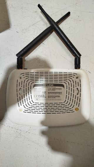 Router TP-Link TL-WR841N