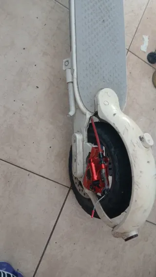 Patinete Xiaomi con retrovisor