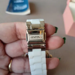 Reloj Festina Blanco y Dorado
