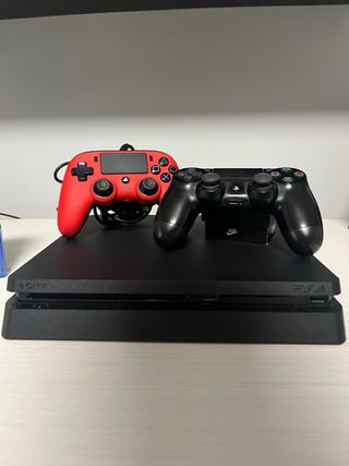 Consola Sony PS4 + Dos Mandos + Dos Juegos