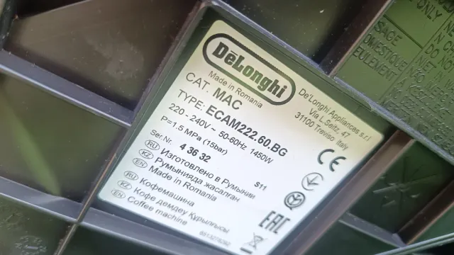 Cafeteira DeLonghi Magnifica Start