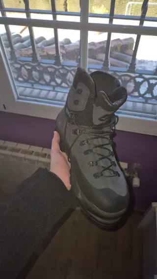 Botas de montaña BOREAL