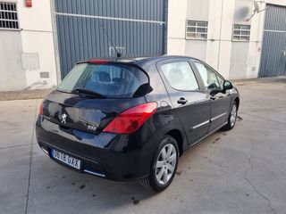 Peugeot 3008 2010