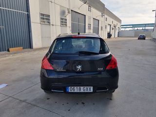 Peugeot 3008 2010
