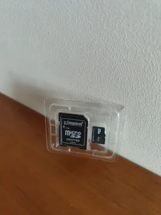 Adaptadores microSD Kingston + tarjetas 2 y 16 GB