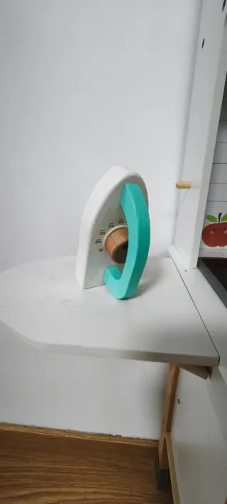 Cocina de juguete de madera