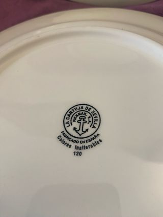 2 Platos negro vistas de la Cartuja