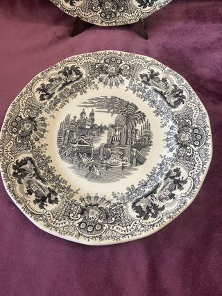 2 Platos negro vistas de la Cartuja