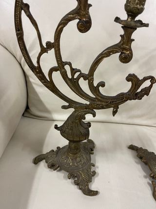 Pareja Candelabros Bronce Estilo Antiguo