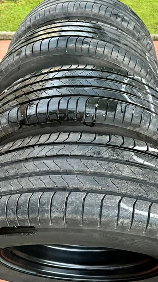 4 Gomme con Cerchi 215/65/R16 4x108 attacco et32