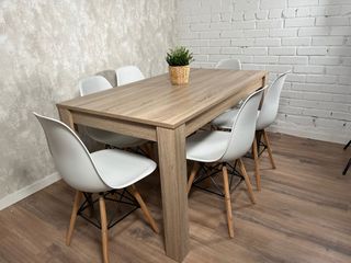 Mesa Madera + 6 Sillas blancas ! Oferton!!