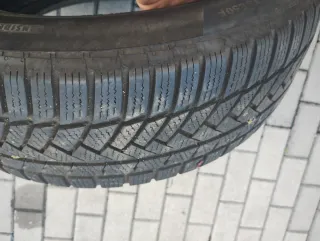 Neumáticos Continental 215/55 R17 H