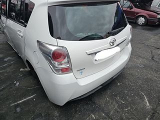 Pilotos Traseros Toyota Verso 2013