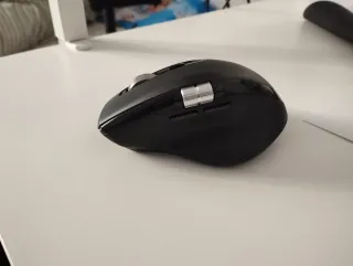 Ratón UGREEN Inalámbrico Scroll Rápido Negro