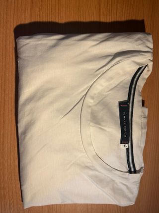 Camiseta Tommy Hilfiger blanco crema