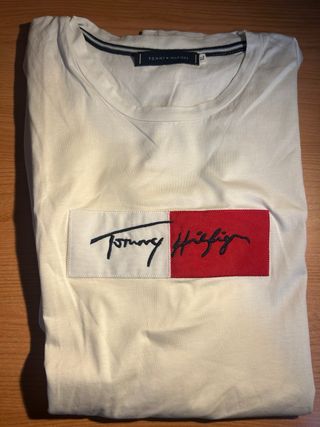 Camiseta Tommy Hilfiger blanco crema
