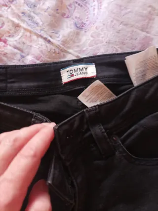 Vaqueros Tommy Hilfiger Negros Talla 34-27