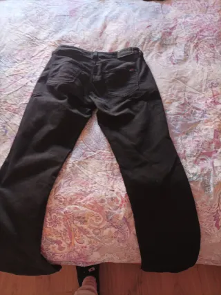 Vaqueros Tommy Hilfiger Negros Talla 34-27
