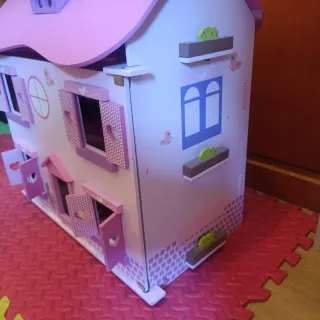 Casita de muñecas de madera Imaginarium