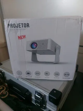 Proyector LED Android Blanco