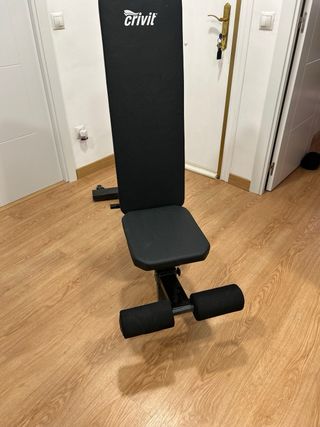 Banco de musculación y gimnasio