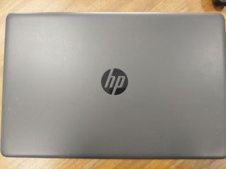 Portátil HP 250 G7