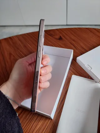 OPPO Reno 12 FS Naranja