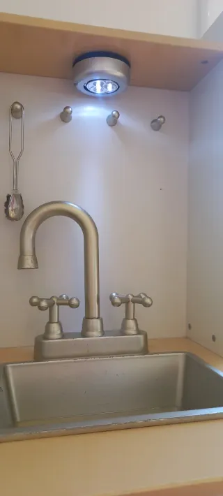 Cocinita de madera para niños