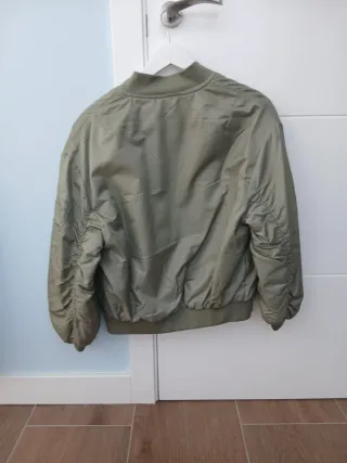 Chaqueta bomber verde oliva Talla XS