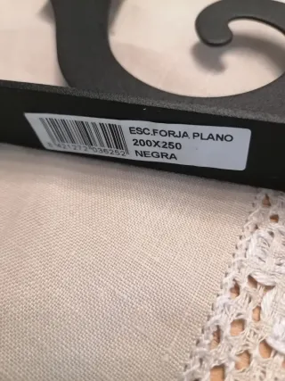 Esquadre nere in ferro battuto per mensole