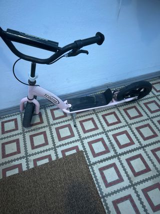 Patinete rosa SCOOTER