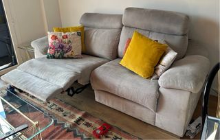 Sofá de 2 plazas largo 220 cm asiento de 0,75 cm