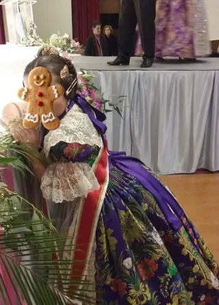 Traje de Fallera Morado Bordado