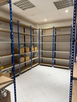 Estantería metálica de almacenaje