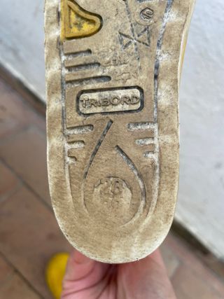 Botas de agua amarillas talla 28