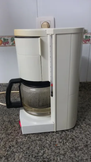 Cafetera Krups Compact Aroma