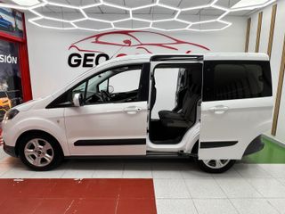 Ford Transit Courier 2019