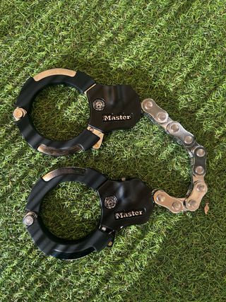 Candado Master Lock Street Cuffs – antirrobo