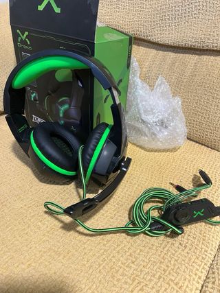 Set tastiera da gioco + mouse + cuffie + regalo