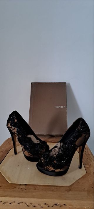 Scarpe décolleté Menbur nere e oro