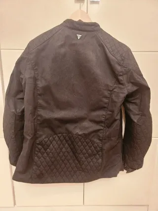 Chaqueta moto Barbour x Triumph color negro