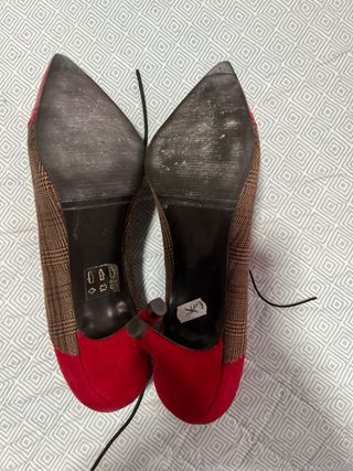 Zapatos tacón piel rojos  talla 43