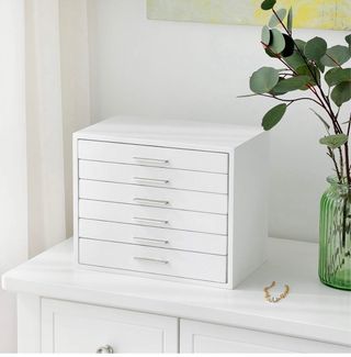 Organizzatore gioielli in legno bianco