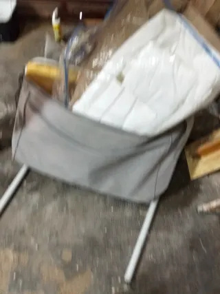 Cuna de viaje portátil