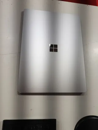 Microsoft Surface Laptop 4 i5-11gen Gris