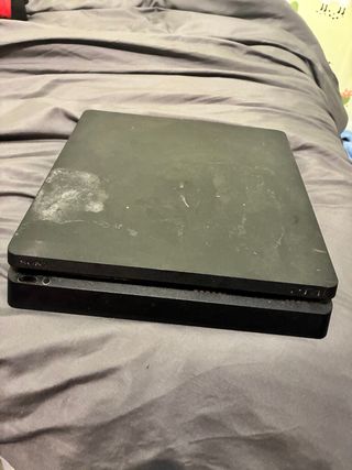 Ps4 Sony Negra - Funciona, necesita limpieza