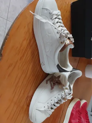 Sneakers Louis Vuitton Bianche e Marroni