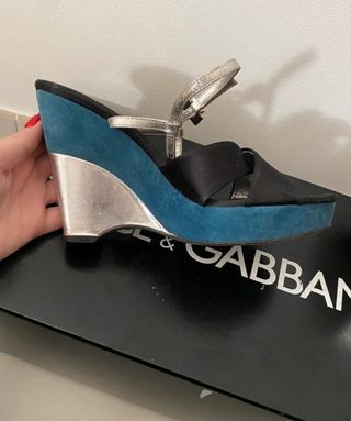 Sandali Louis Vuitton Neri e Blu